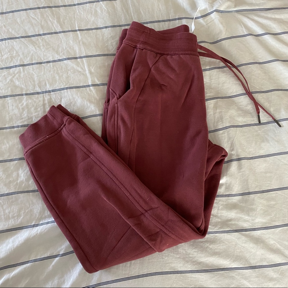 Scuba joggers mauve deep red color